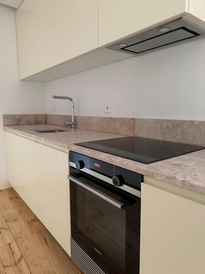 Quarto Com Varanda Na Rua Dos Douradores Lisboa Eksteriør billede